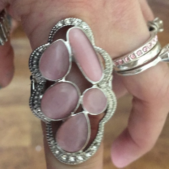 Rings - Picture 4 of 6